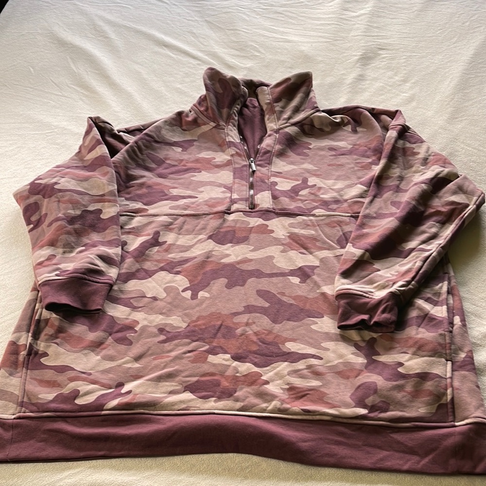 Old Navy sweatshirt